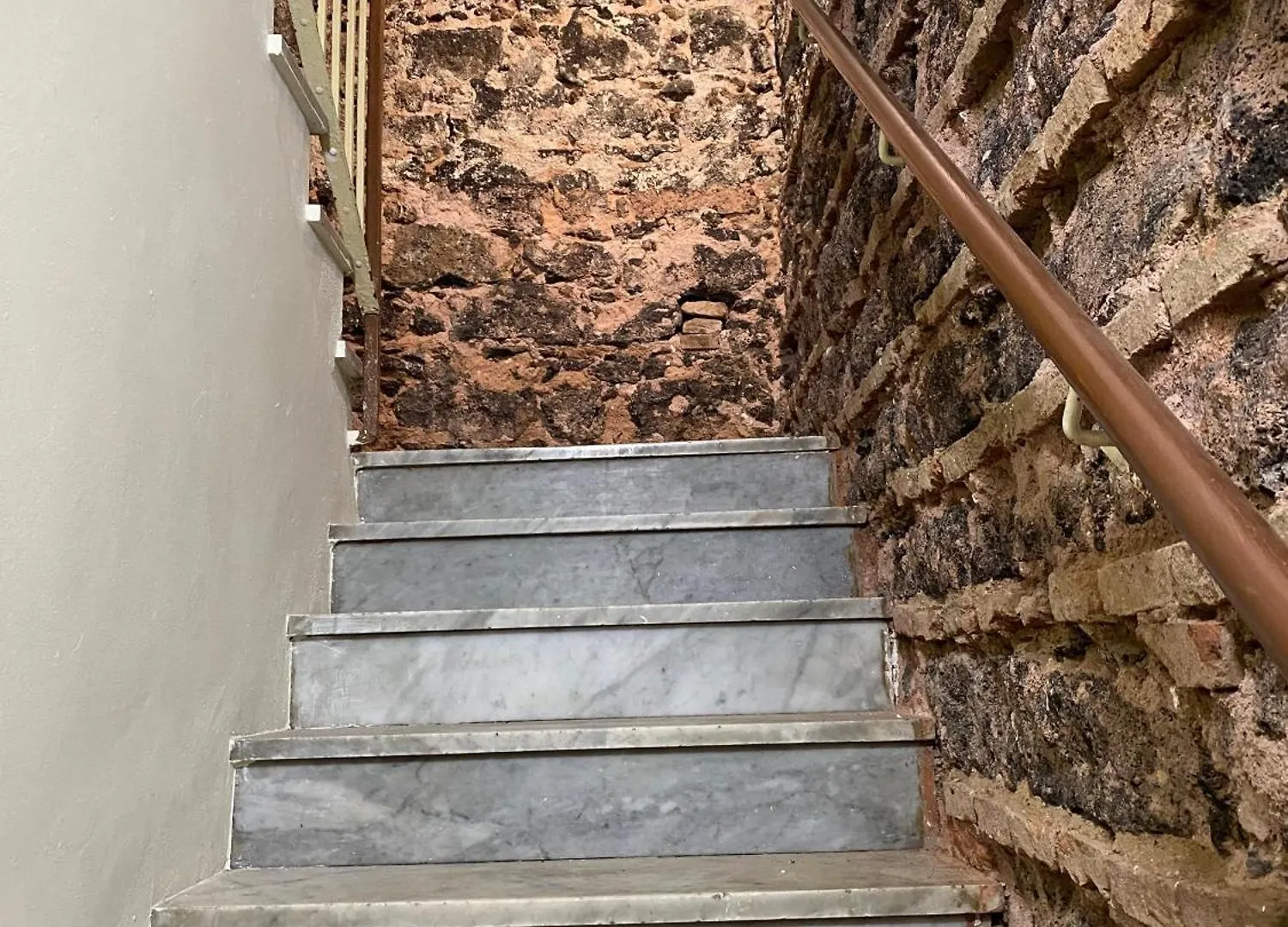 Royal House Bed and Breakfast Κατάνια